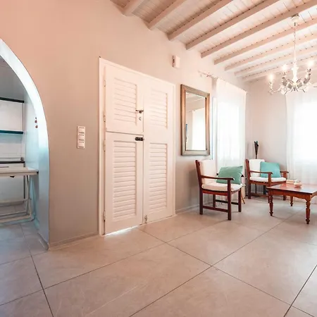 Traditional Cycladic In Elia Mykonos * Mykonos Town