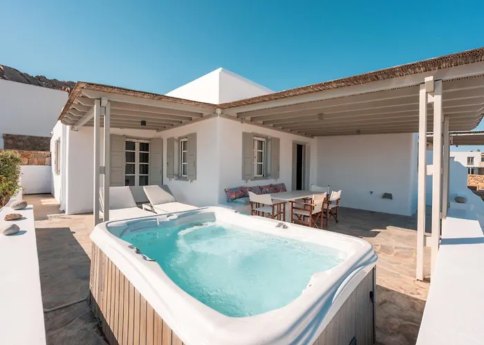 Traditional Cycladic In Elia Mykonos * Mykonos Town